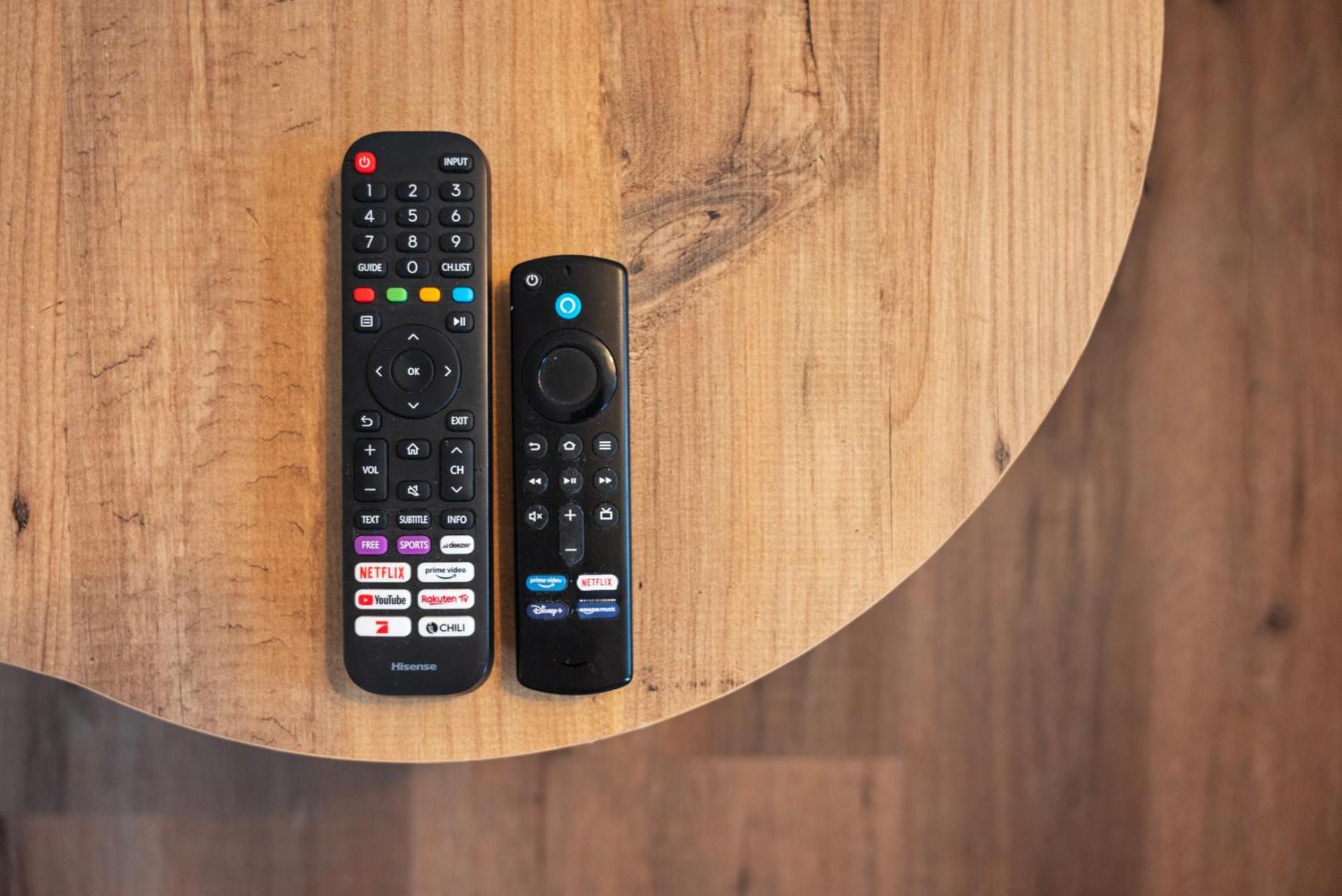 Backhome - Business&Family - Fantastische Schlosslage, Smarttv, Waschtrockner, Netflix, 50Qm, 24H Checkin - Apartment 3 ลุดวิกสบูร์ก ภายนอก รูปภาพ