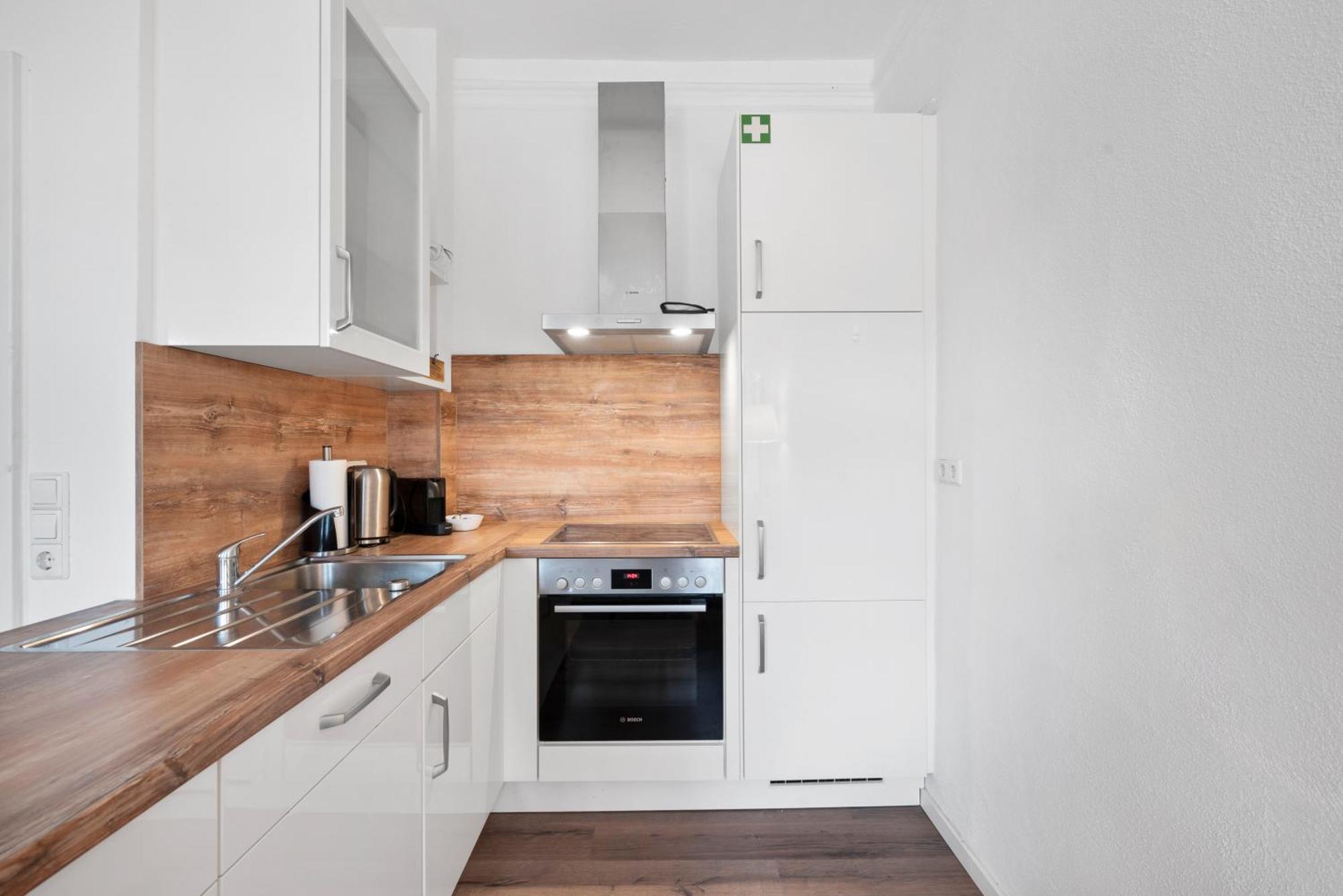 Backhome - Business&Family - Fantastische Schlosslage, Smarttv, Waschtrockner, Netflix, 50Qm, 24H Checkin - Apartment 3 ลุดวิกสบูร์ก ภายนอก รูปภาพ